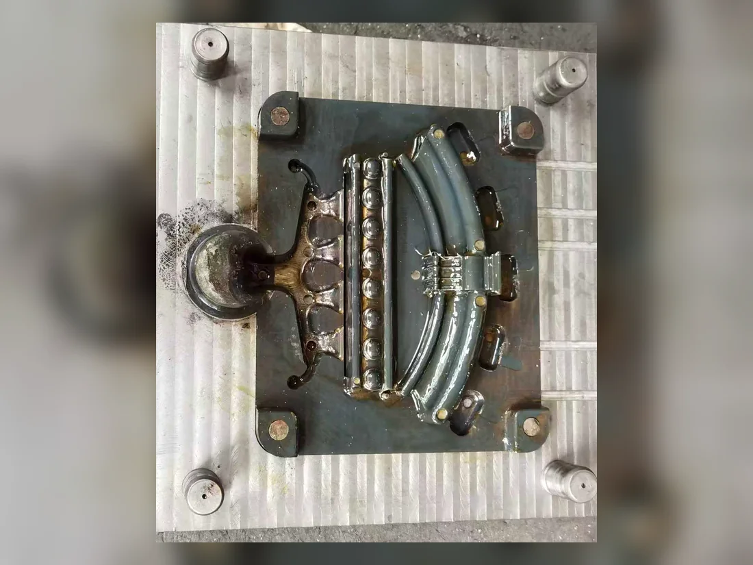 Aluminum die casting molds and parts